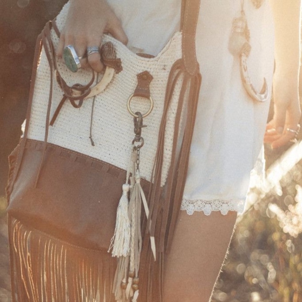 Spell RARE EARLY Spell - Indian Tusk  Brown and Cream Shoulder Bag with Tassel - Picture 3 of 3